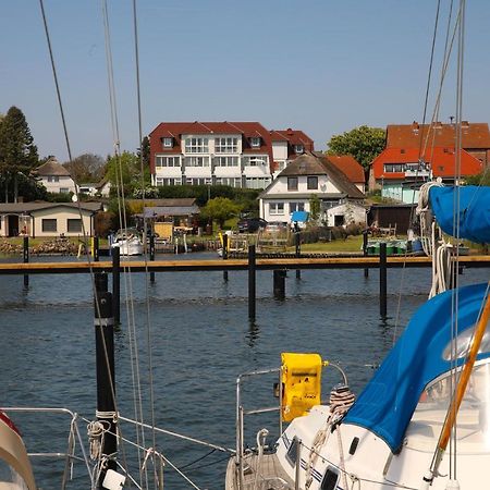 Ferienhaus Suedblick Am Yachthafen Breege Ngoại thất bức ảnh