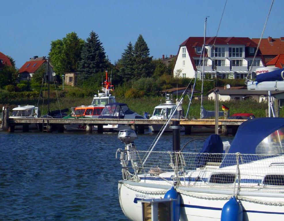 Ferienhaus Suedblick Am Yachthafen Breege Ngoại thất bức ảnh